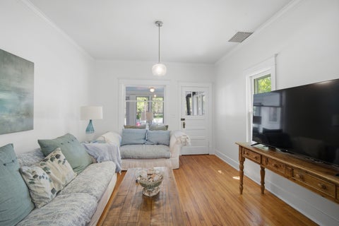 Tiny photo for 233 E Center Avenue, Lake Bluff, IL 60044 (MLS # 12669184)