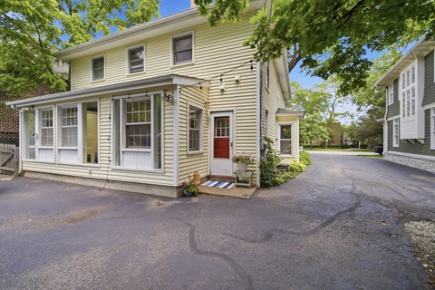 Tiny photo for 233 E Center Avenue, Lake Bluff, IL 60044 (MLS # 12669184)