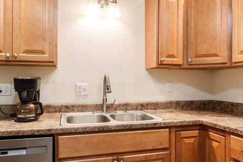 Tiny photo for 3311 HANOVER Drive, Rockford, IL 61101 (MLS # 12618496)