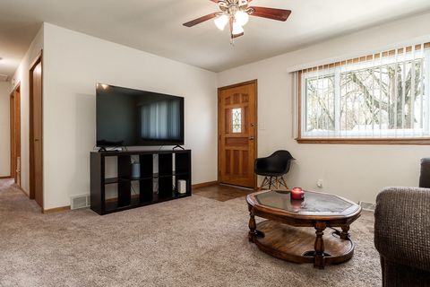 Tiny photo for 3311 HANOVER Drive, Rockford, IL 61101 (MLS # 12618496)