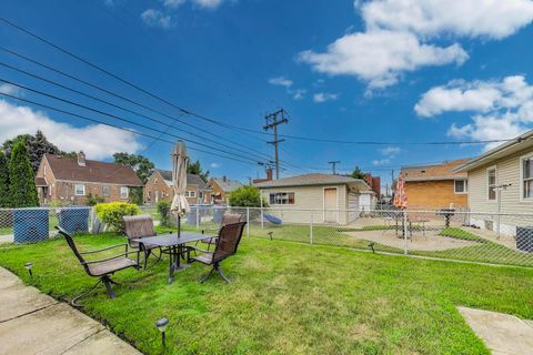 Tiny photo for 521 157TH Street, Calumet City, IL 60409 (MLS # 12490911)