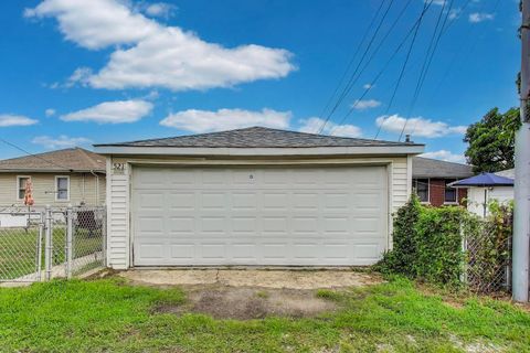 Tiny photo for 521 157TH Street, Calumet City, IL 60409 (MLS # 12490911)