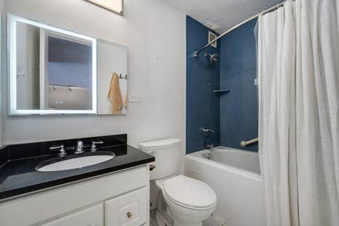 Tiny photo for 1960 N Lincoln Park West PARK #1601, Chicago, IL 60614 (MLS # 12669063)