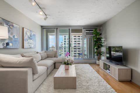 Tiny photo for 1960 N Lincoln Park West PARK #1601, Chicago, IL 60614 (MLS # 12669063)