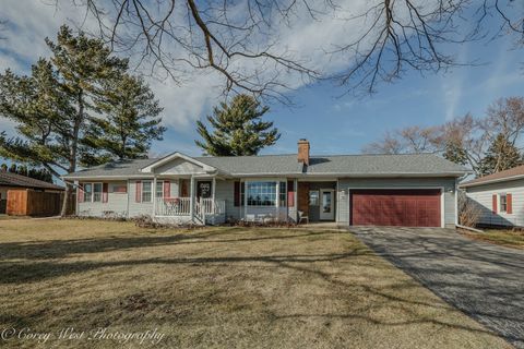 Photo of 533 Bethany Road, Sycamore, IL 60178 (MLS # 12586174)
