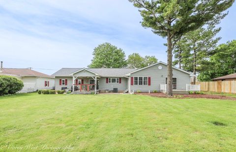 Tiny photo for 533 Bethany Road, Sycamore, IL 60178 (MLS # 12586174)