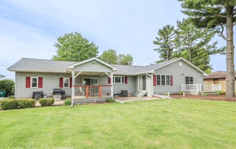 Tiny photo for 533 Bethany Road, Sycamore, IL 60178 (MLS # 12586174)