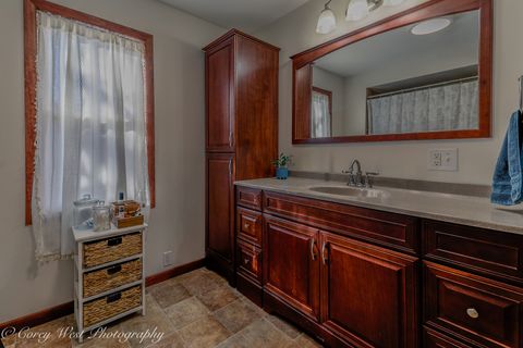 Tiny photo for 533 Bethany Road, Sycamore, IL 60178 (MLS # 12586174)