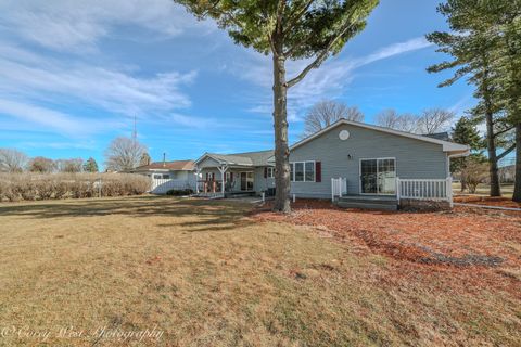 Tiny photo for 533 Bethany Road, Sycamore, IL 60178 (MLS # 12586174)