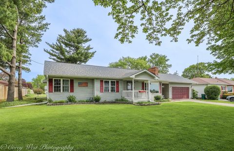 Tiny photo for 533 Bethany Road, Sycamore, IL 60178 (MLS # 12586174)