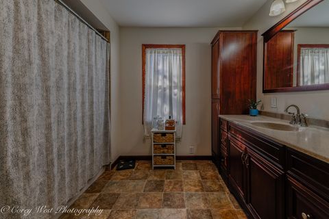 Tiny photo for 533 Bethany Road, Sycamore, IL 60178 (MLS # 12586174)