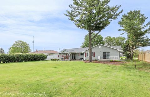 Tiny photo for 533 Bethany Road, Sycamore, IL 60178 (MLS # 12586174)