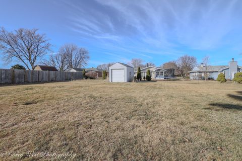 Tiny photo for 533 Bethany Road, Sycamore, IL 60178 (MLS # 12586174)