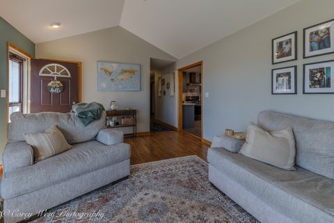 Tiny photo for 533 Bethany Road, Sycamore, IL 60178 (MLS # 12586174)