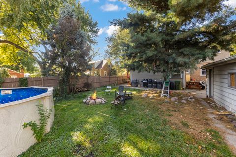 Tiny photo for 9047 S 50th Avenue, Oak Lawn, IL 60453 (MLS # 12494662)