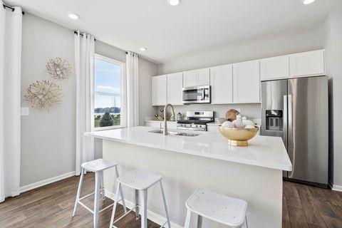 Tiny photo for 6912 willow Drive, Wonder Lake, IL 60097 (MLS # 12523457)