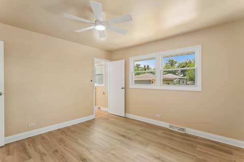 Tiny photo for 812 N Lincoln Street, Addison, IL 60101 (MLS # 12729366)