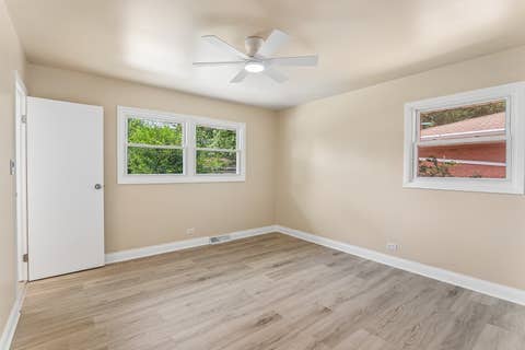 Tiny photo for 812 N Lincoln Street, Addison, IL 60101 (MLS # 12729366)