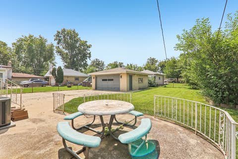 Tiny photo for 812 N Lincoln Street, Addison, IL 60101 (MLS # 12729366)