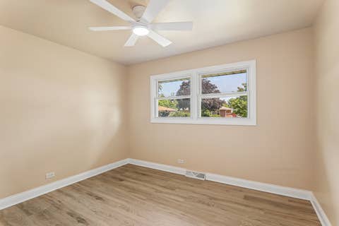 Tiny photo for 812 N Lincoln Street, Addison, IL 60101 (MLS # 12729366)