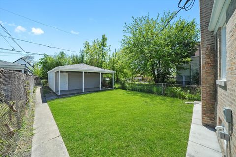 Tiny photo for 1467 W 73rd Street, Chicago, IL 60636 (MLS # 12437346)