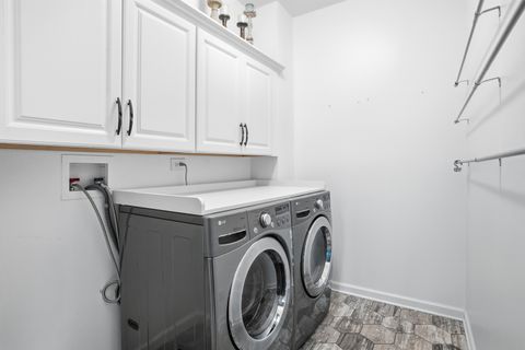 Tiny photo for 11636 Lake Shore Drive, Orland Park, IL 60467 (MLS # 12504469)