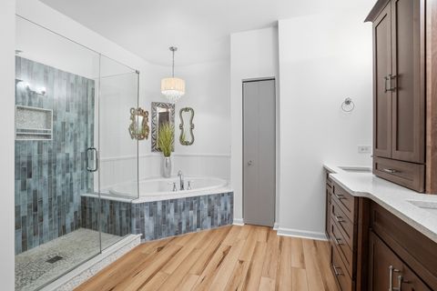 Tiny photo for 11636 Lake Shore Drive, Orland Park, IL 60467 (MLS # 12504469)