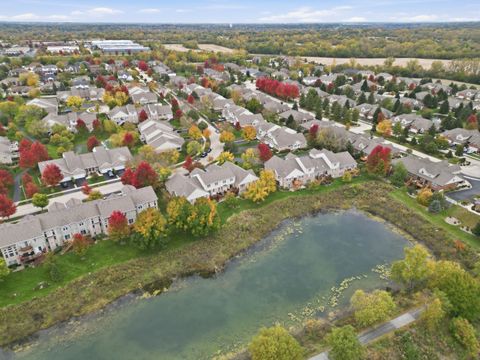 Tiny photo for 11636 Lake Shore Drive, Orland Park, IL 60467 (MLS # 12504469)