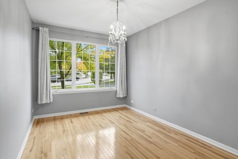 Tiny photo for 11636 Lake Shore Drive, Orland Park, IL 60467 (MLS # 12504469)