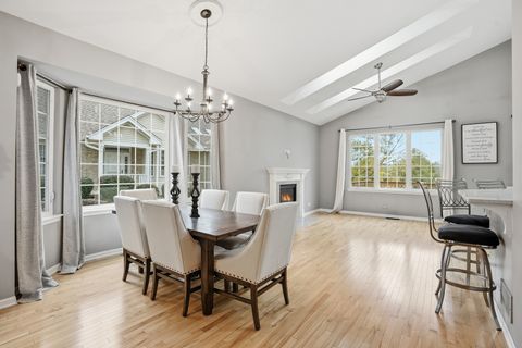 Tiny photo for 11636 Lake Shore Drive, Orland Park, IL 60467 (MLS # 12504469)