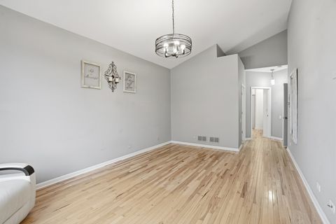 Tiny photo for 11636 Lake Shore Drive, Orland Park, IL 60467 (MLS # 12504469)