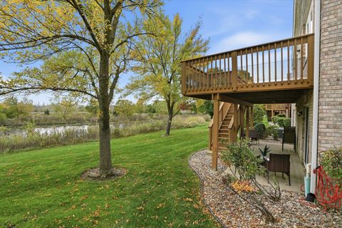 Tiny photo for 11636 Lake Shore Drive, Orland Park, IL 60467 (MLS # 12504469)