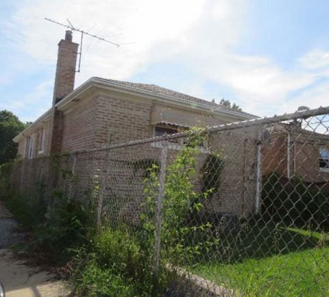 Tiny photo for 9314 S Colfax Avenue, Chicago, IL 60617 (MLS # 12553506)