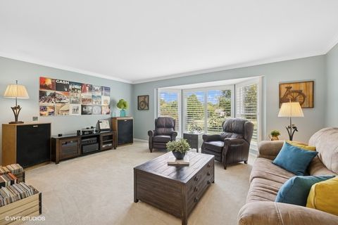 Tiny photo for 6201 N Wyndwood Drive, Crystal Lake, IL 60014 (MLS # 12446713)