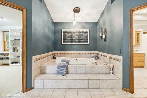 Tiny photo for 6201 N Wyndwood Drive, Crystal Lake, IL 60014 (MLS # 12446713)