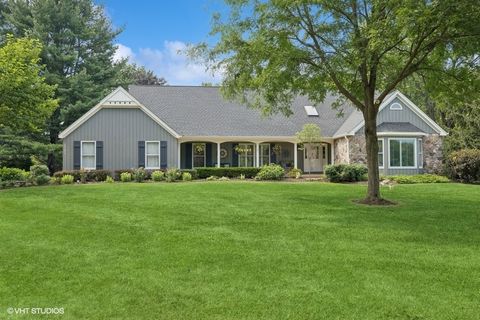 Photo of 6201 N Wyndwood Drive, Crystal Lake, IL 60014 (MLS # 12446713)