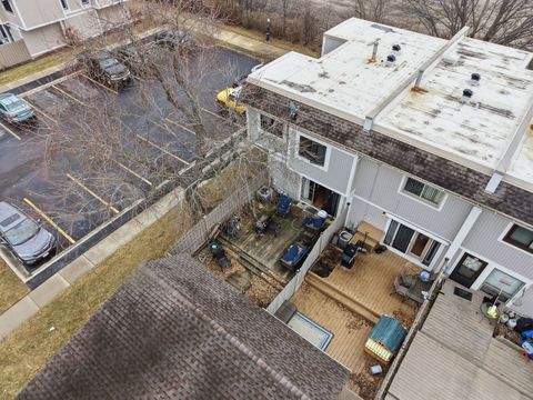 Tiny photo for 545 Pheasant Court #545, Grayslake, IL 60030 (MLS # 12584191)