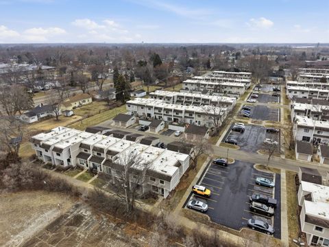 Tiny photo for 545 Pheasant Court #545, Grayslake, IL 60030 (MLS # 12584191)