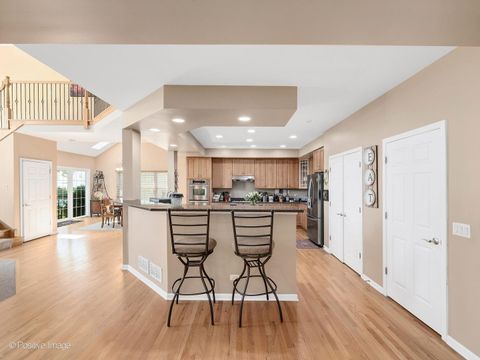 Tiny photo for 537 N Sycamore Lane, North Aurora, IL 60542 (MLS # 12692215)