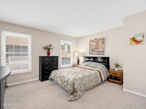 Tiny photo for 537 N Sycamore Lane, North Aurora, IL 60542 (MLS # 12692215)