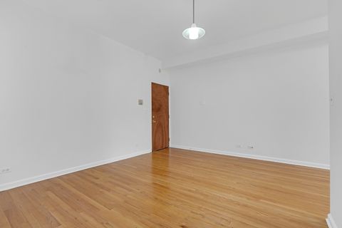 Tiny photo for 1951 W FOSTER Avenue #2ME, Chicago, IL 60640 (MLS # 12536920)