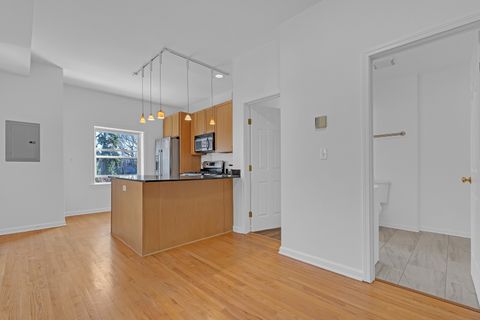 Tiny photo for 1951 W FOSTER Avenue #2ME, Chicago, IL 60640 (MLS # 12536920)
