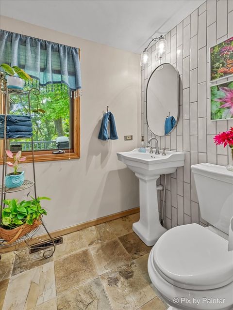 Tiny photo for 28971 W Fox Street, Cary, IL 60013 (MLS # 12412319)