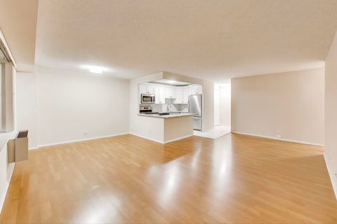 Tiny photo for 801 S Plymouth Court #711, Chicago, IL 60605 (MLS # 12512960)
