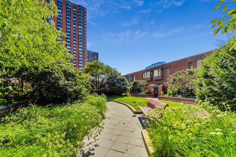 Tiny photo for 801 S Plymouth Court #711, Chicago, IL 60605 (MLS # 12512960)
