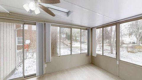 Tiny photo for 1606 W Union Street, Champaign, IL 61821 (MLS # 12588392)