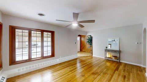 Tiny photo for 1606 W Union Street, Champaign, IL 61821 (MLS # 12588392)