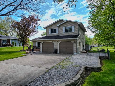 Tiny photo for 1184 Winterhaven Lane, Crown Point, IN 46307 (MLS # 12714977)