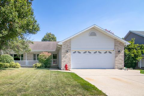 Photo of 450 S Walnut Street, Manteno, IL 60950 (MLS # 12474106)