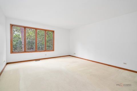 Tiny photo for 1902 Forest Creek Lane #1902, Libertyville, IL 60048 (MLS # 12710891)